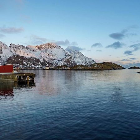Rorbuleilighet I Idylliske Henningsvær Exteriör bild